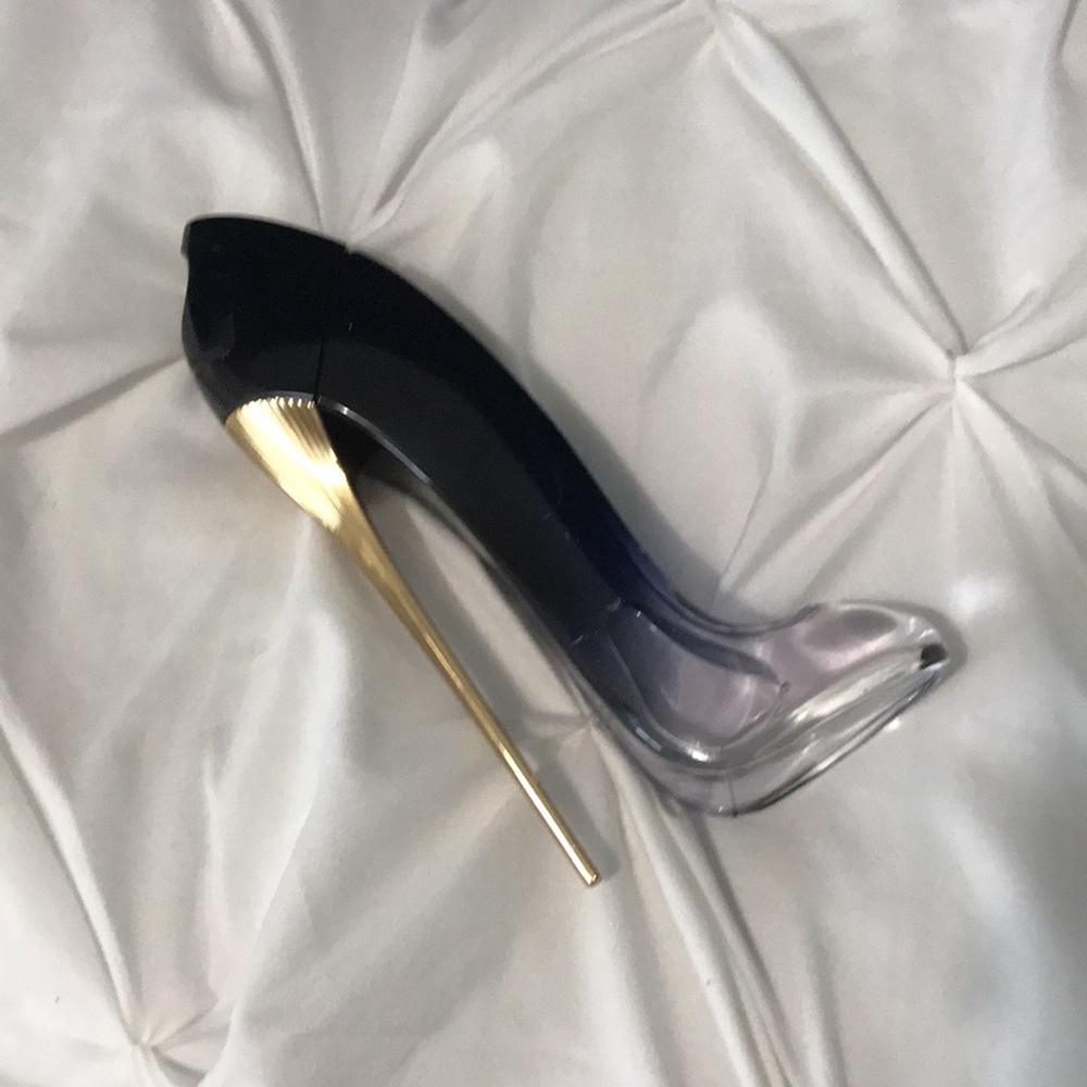 🦋SOLD🦋CH Carolina Herrera Good girl legere